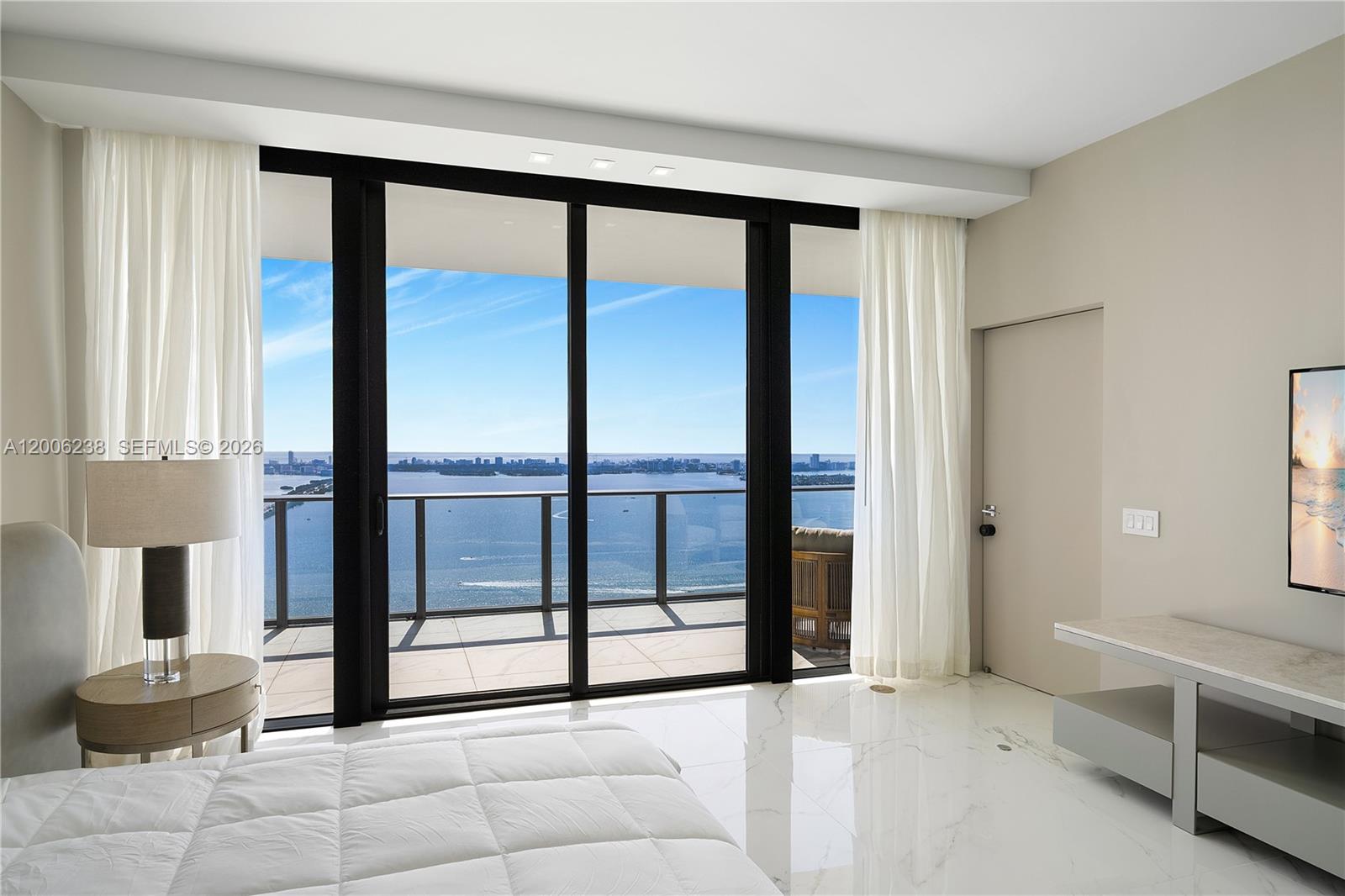 3131 NE 7th Ave #PH5202 Miami, FL 33137