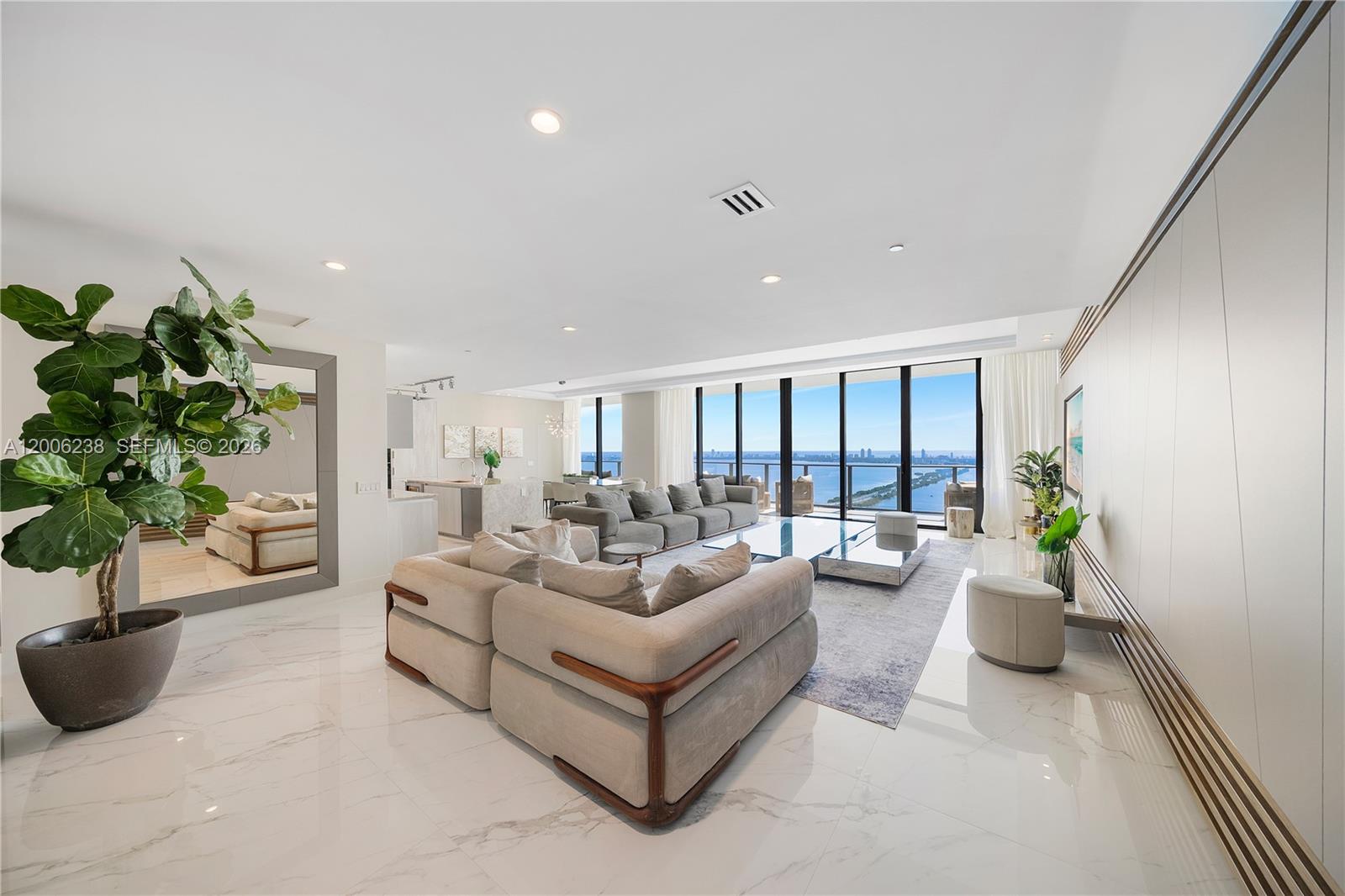 3131 NE 7th Ave #PH5202 Miami, FL 33137