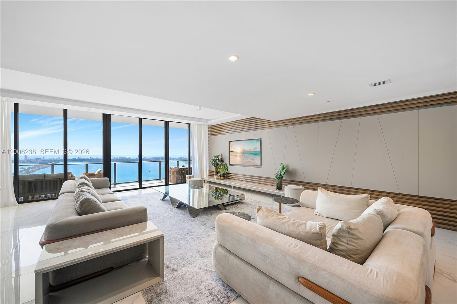 3131 NE 7th Ave #PH5202 Miami, FL 33137