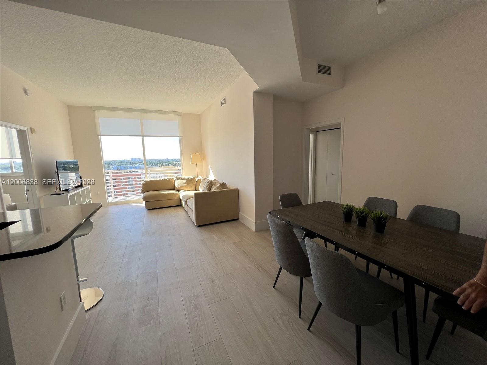 18800 NE 29th Ave #PH25 Aventura, FL 33180
