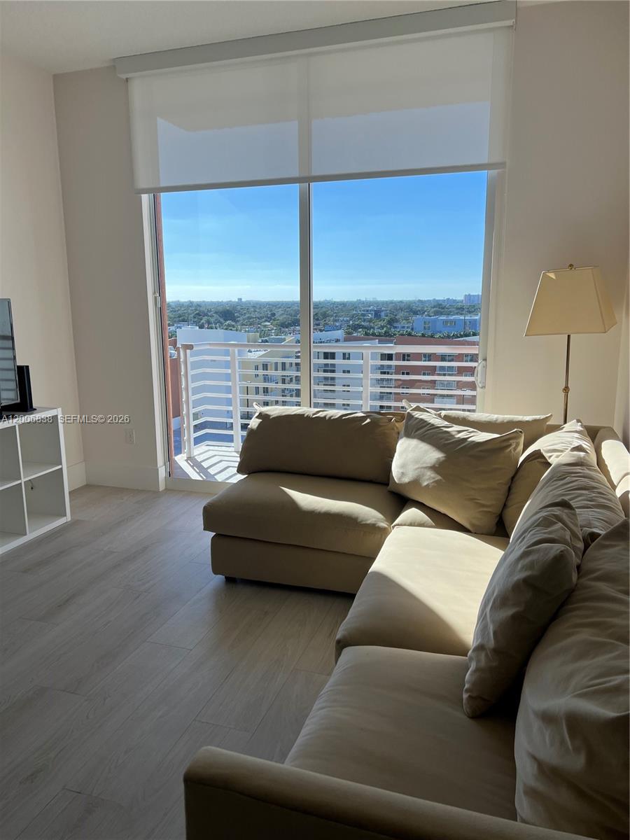 18800 NE 29th Ave #PH25 Aventura, FL 33180