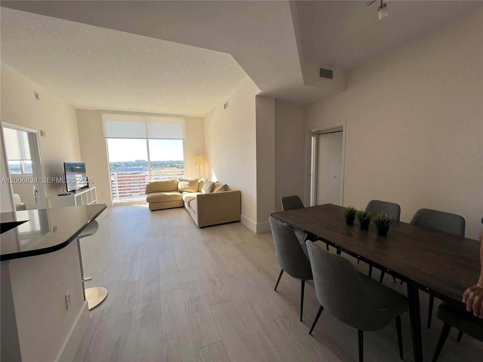 18800 NE 29th Ave #PH25 Aventura, FL 33180