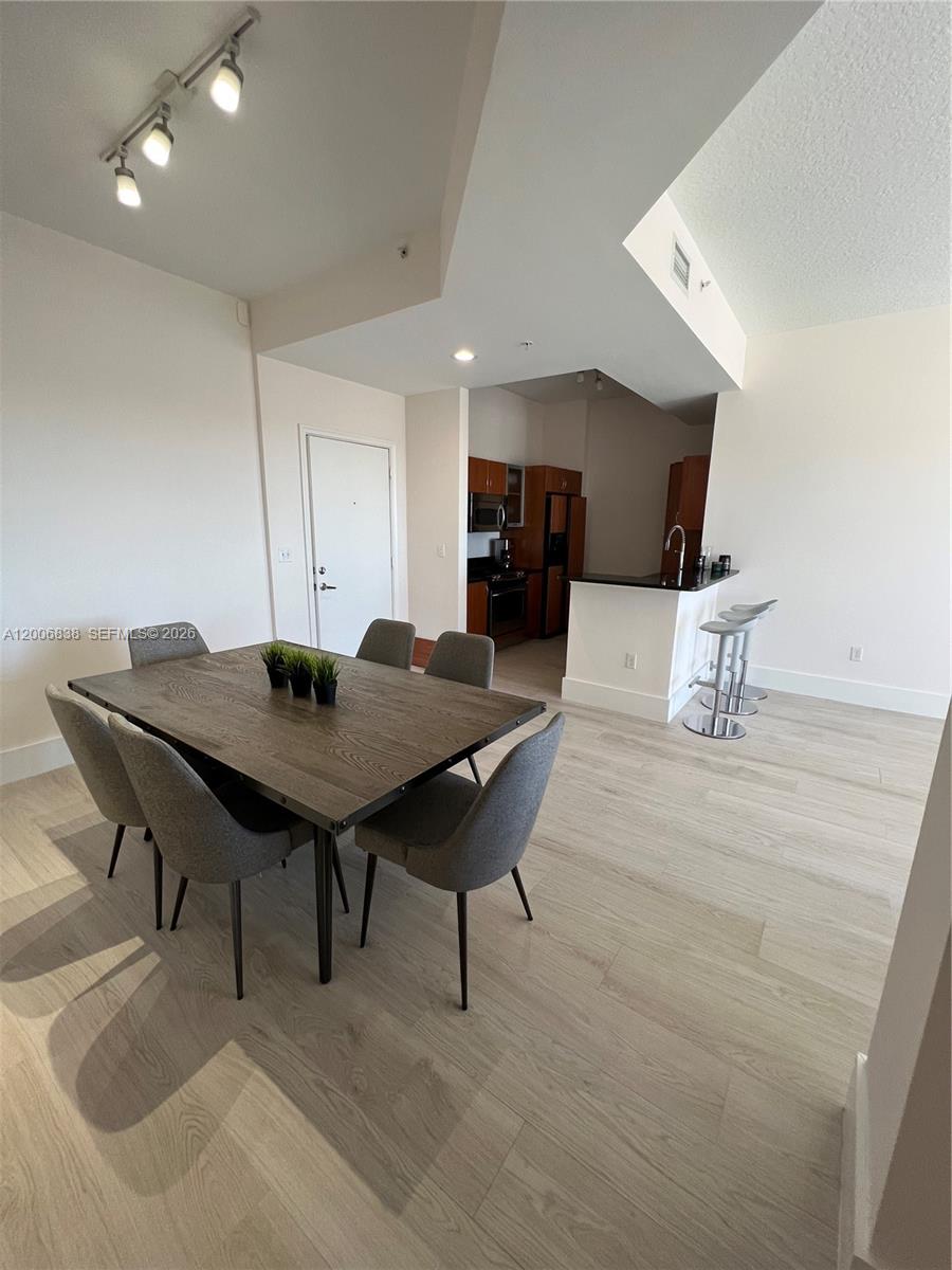18800 NE 29th Ave #PH25 Aventura, FL 33180