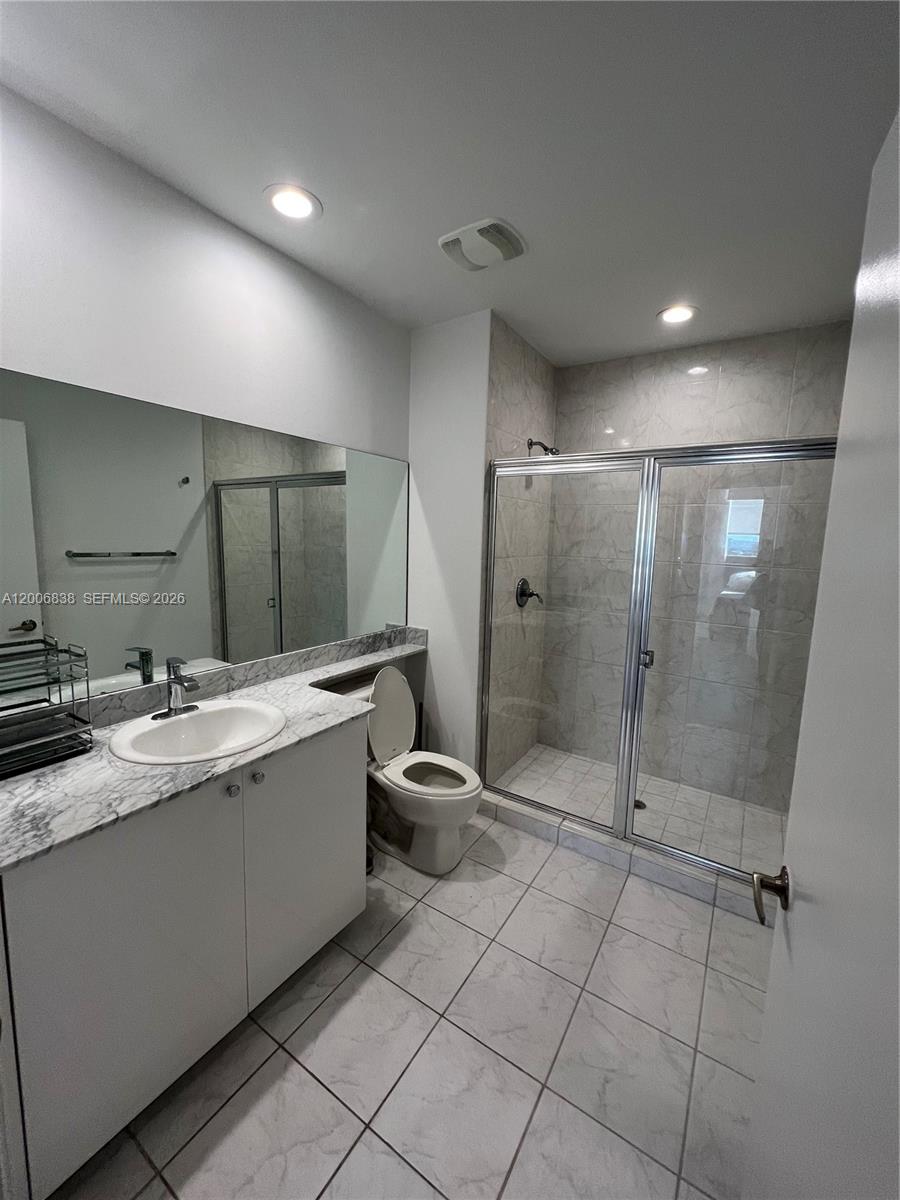 18800 NE 29th Ave #PH25 Aventura, FL 33180