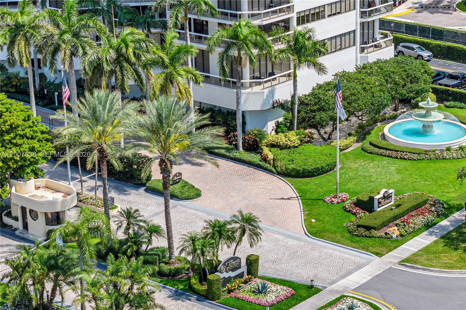 20185 E Country Clb Dr #1904 Aventura, FL 33180