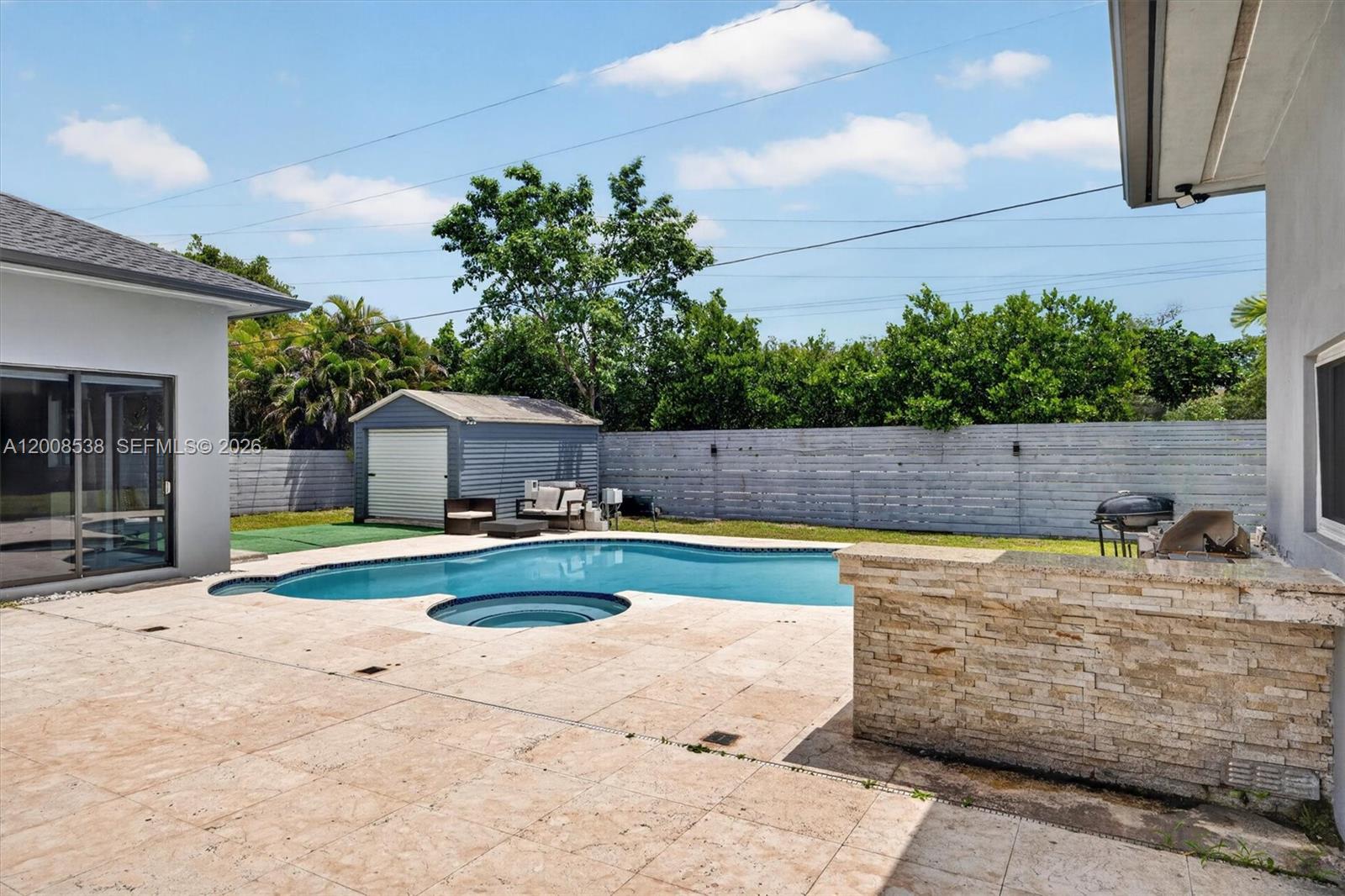 11811 SW 82nd Rd Miami, FL 33156