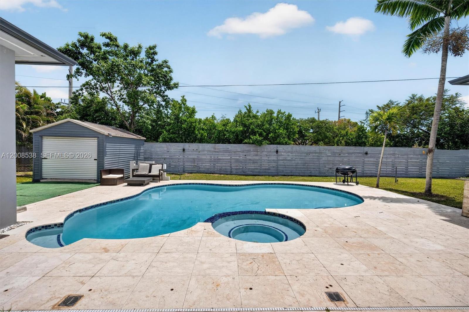 11811 SW 82nd Rd Miami, FL 33156