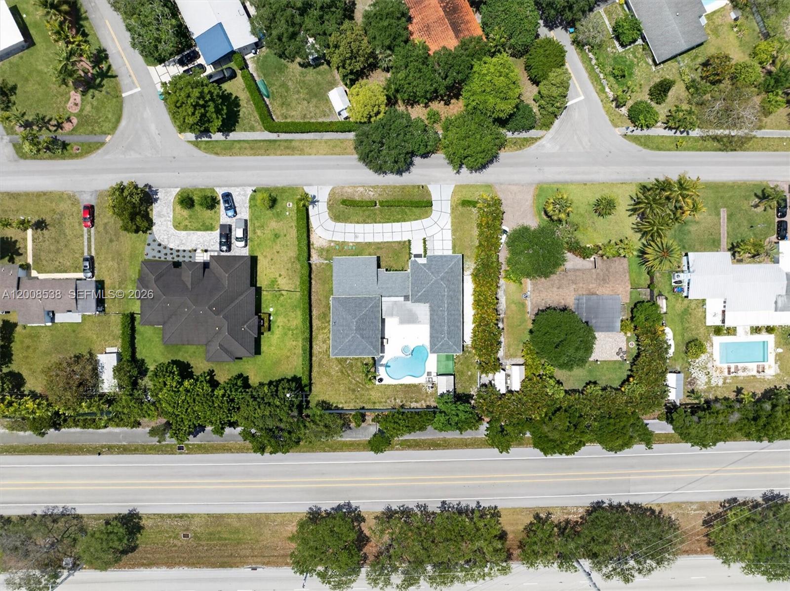 11811 SW 82nd Rd Miami, FL 33156
