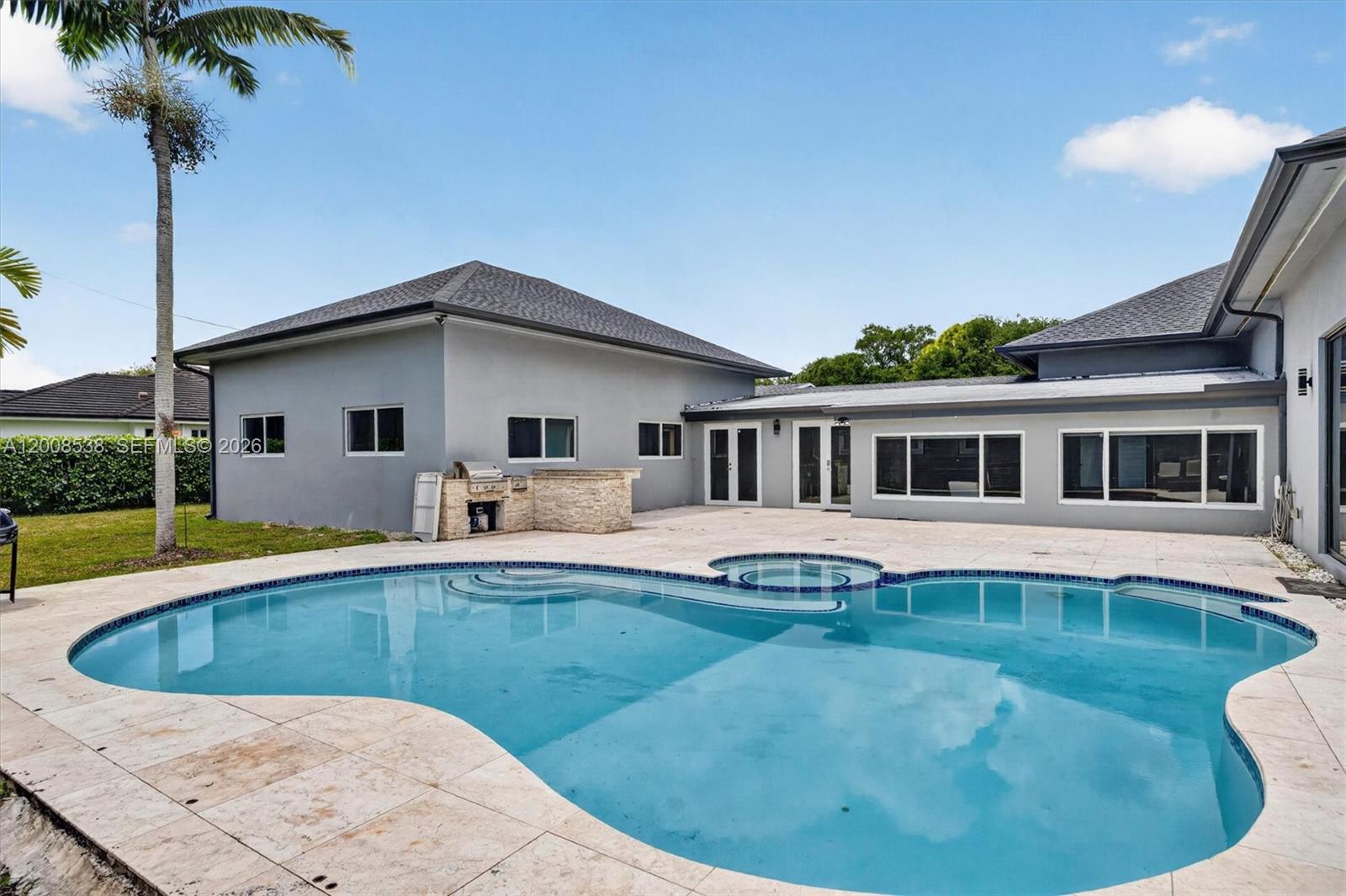 11811 SW 82nd Rd Miami, FL 33156