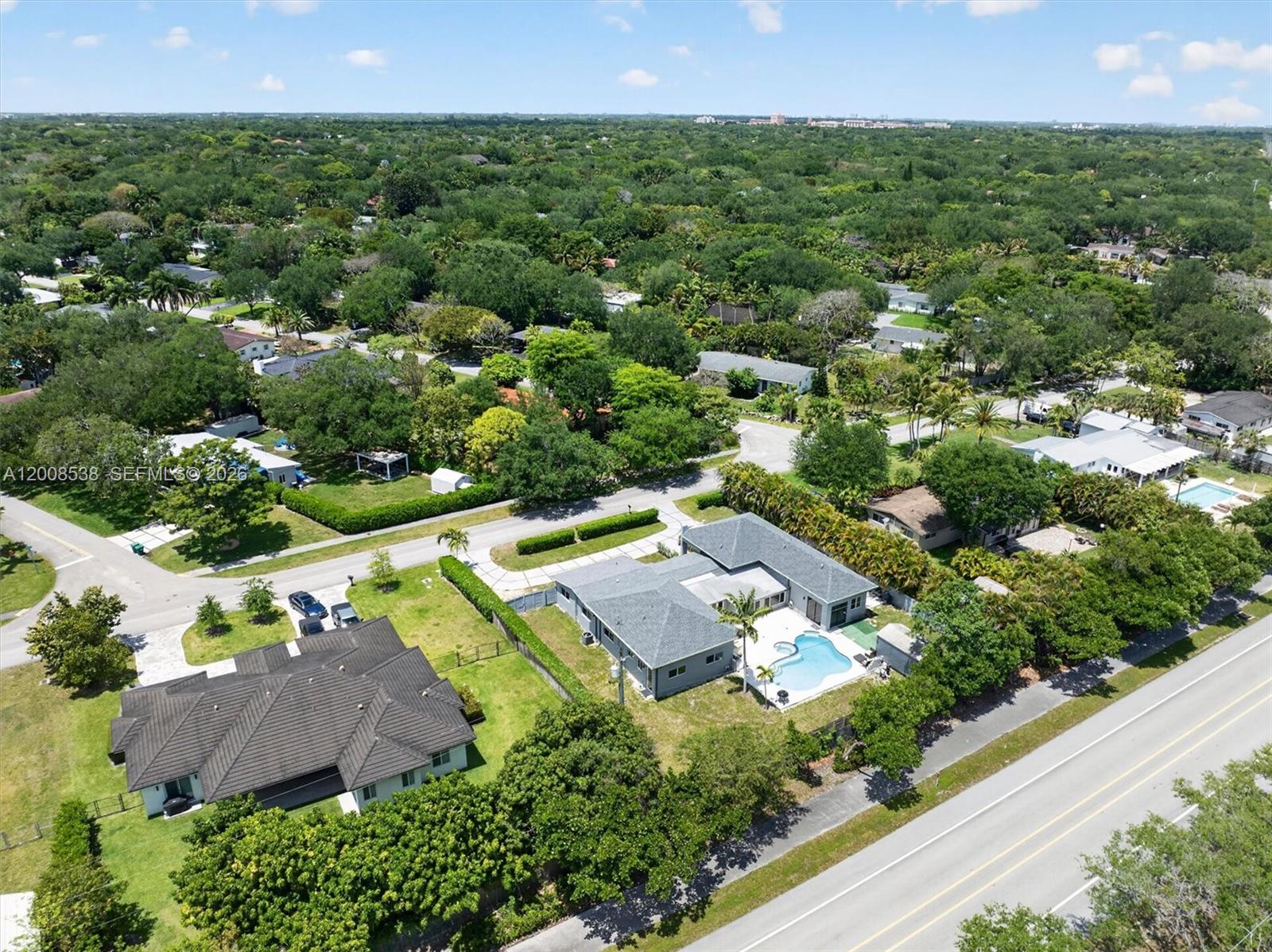 11811 SW 82nd Rd Miami, FL 33156