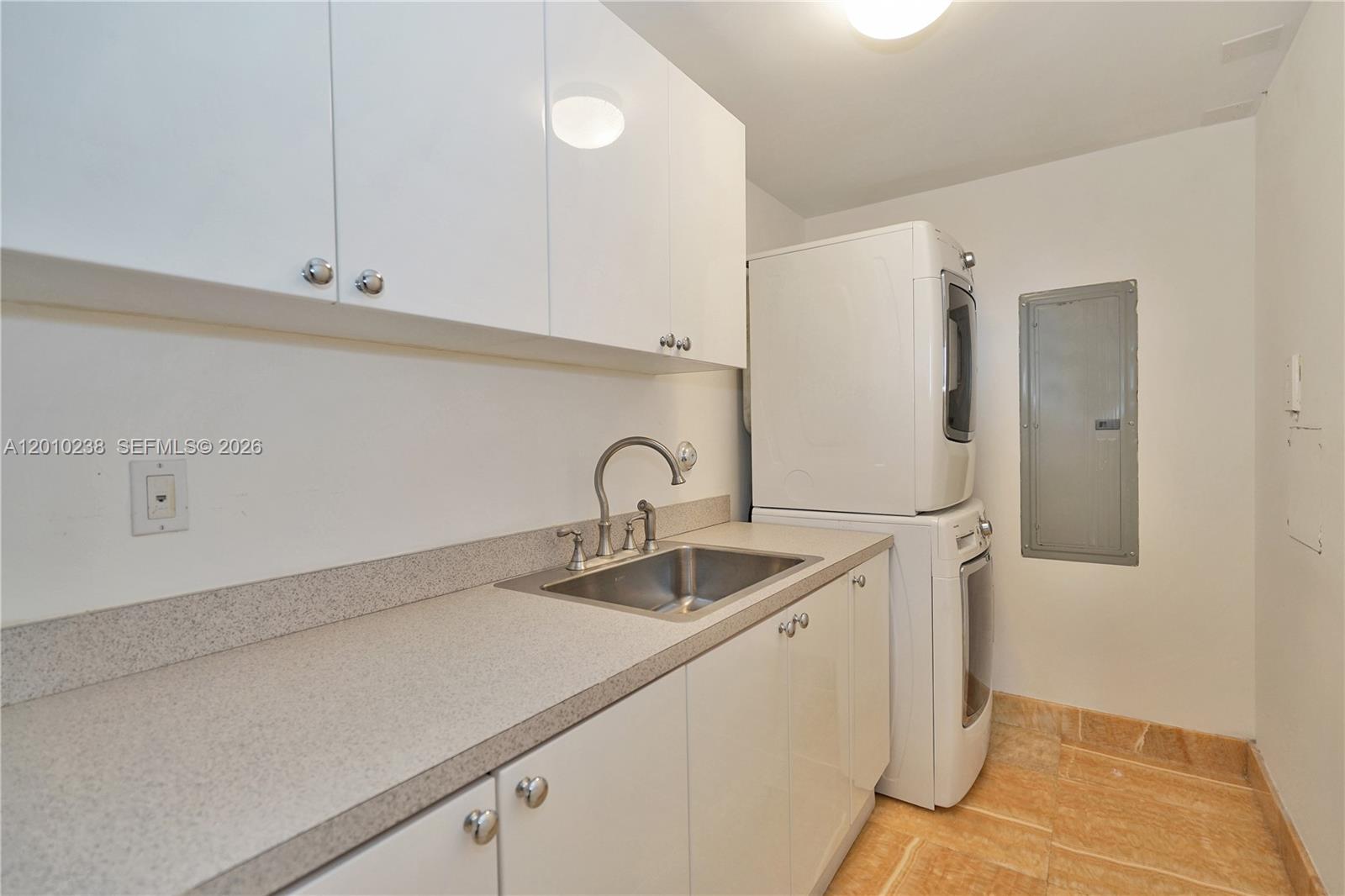 17875 Collins Ave #3605 Sunny Isles Beach, FL 33160