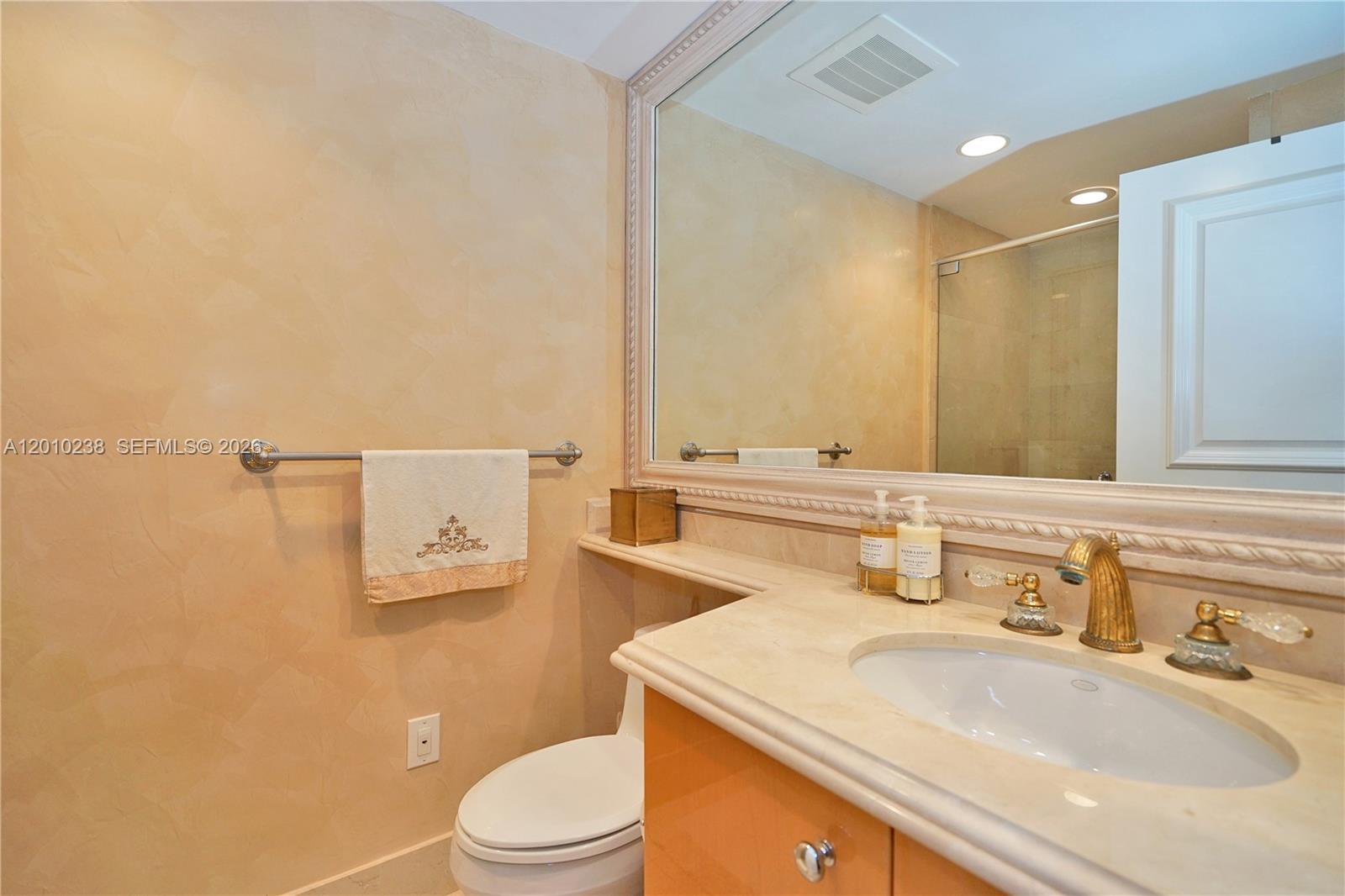 17875 Collins Ave #3605 Sunny Isles Beach, FL 33160