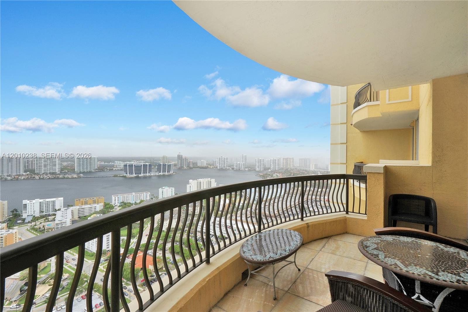 17875 Collins Ave #3605 Sunny Isles Beach, FL 33160