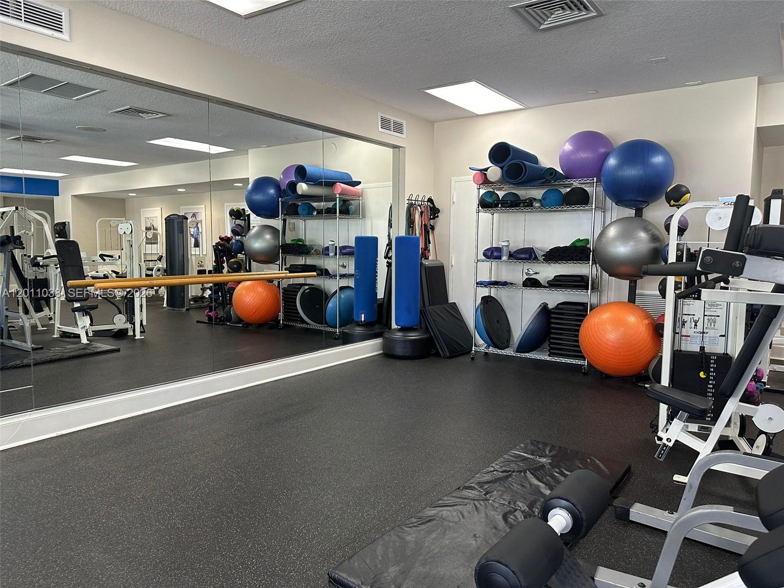 6001 N Ocean Dr #503 Hollywood, FL 33019