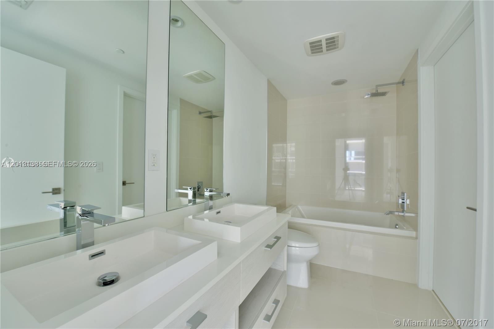 image Brickell Heights East6