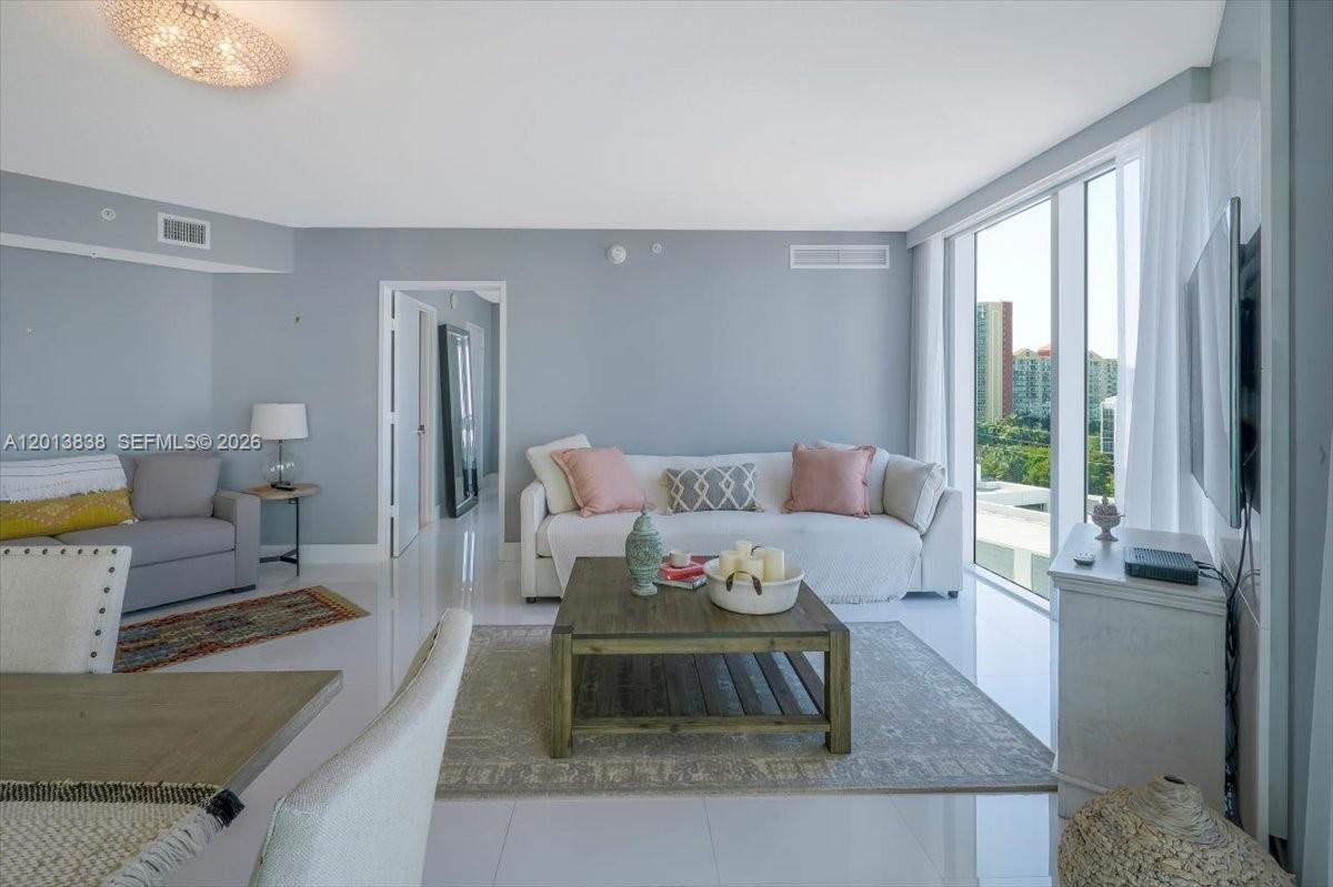 250 Sunny Isles Blvd #3-902 Sunny Isles Beach, FL 33160