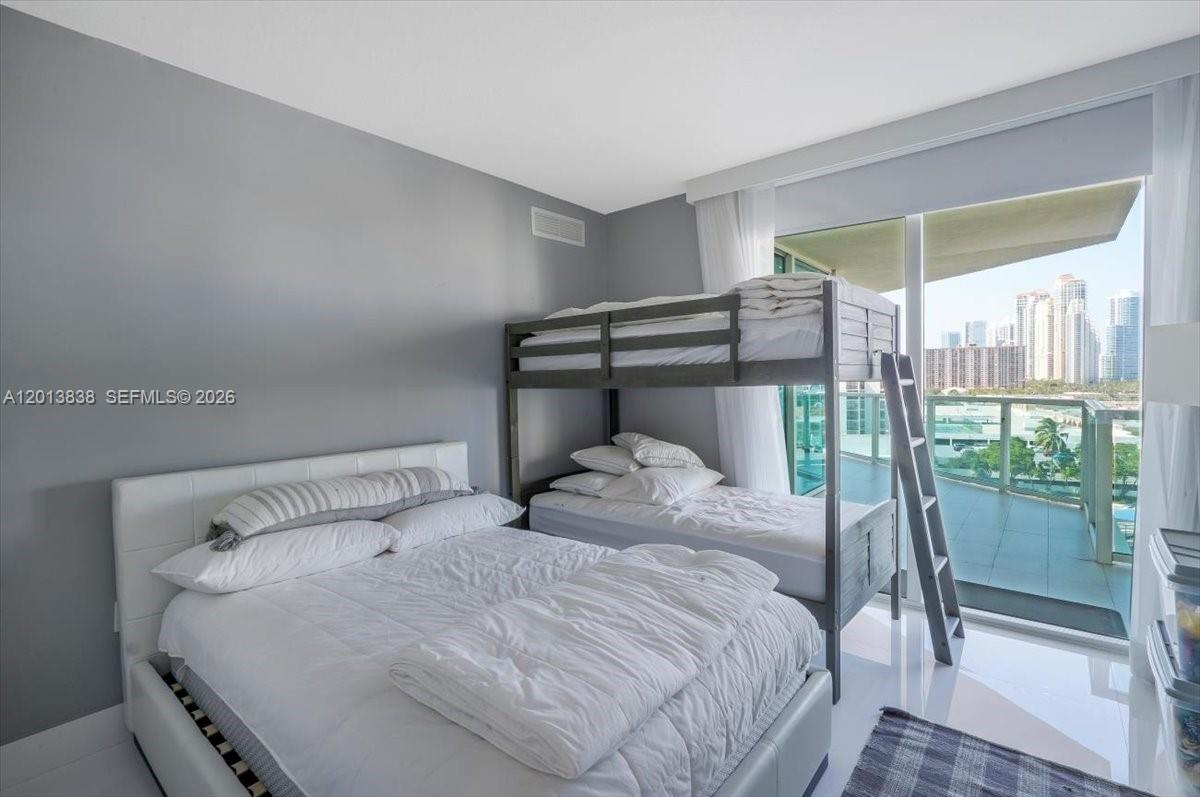 250 Sunny Isles Blvd #3-902 Sunny Isles Beach, FL 33160