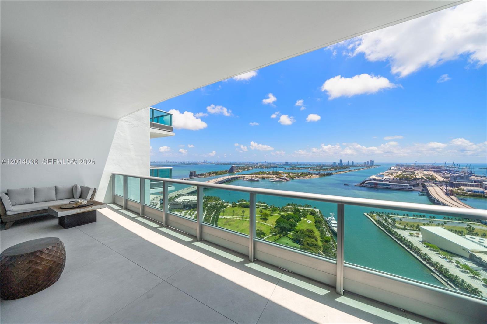 900 Biscayne Blvd #4202 Miami, FL 33132