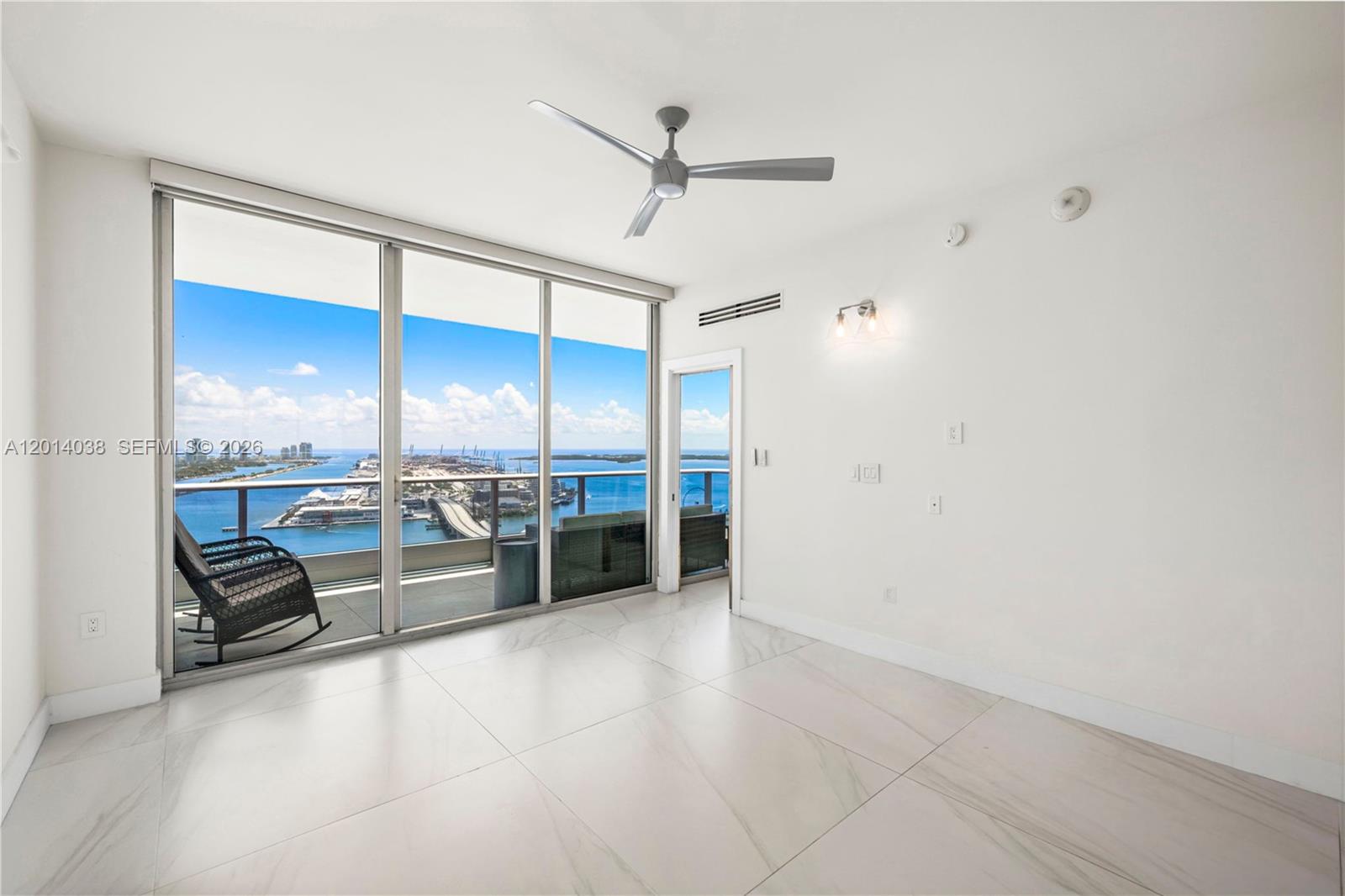 900 Biscayne Blvd #4202 Miami, FL 33132