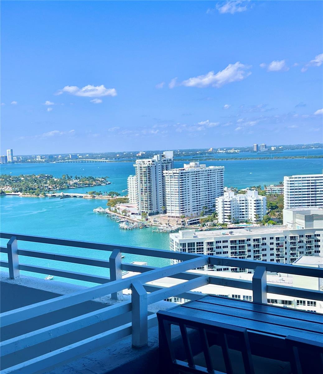 image The Waverly at South Beach11