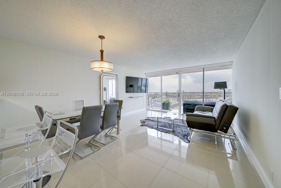 7601 E Treasure Dr #703