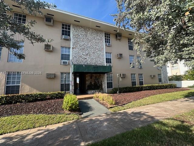 1400 S Douglas Rd #14