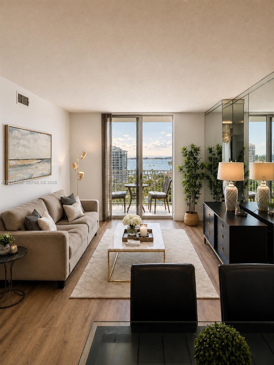 185 SE 14th Ter #1607