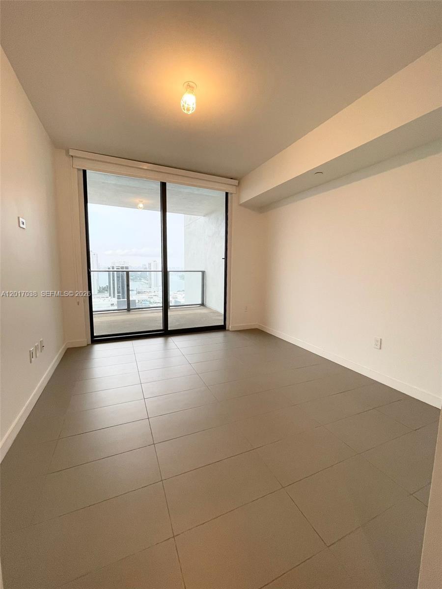 image Canvas10