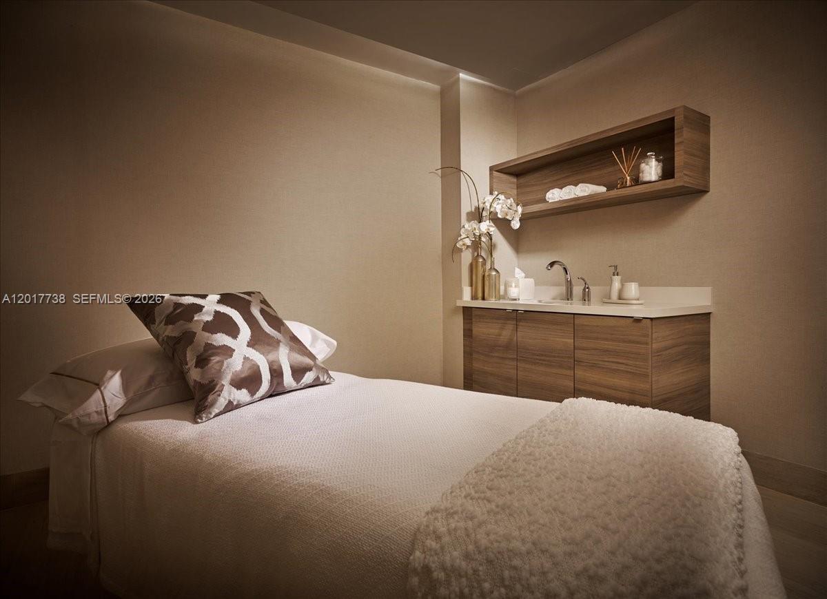 image Marina Palms Residences26