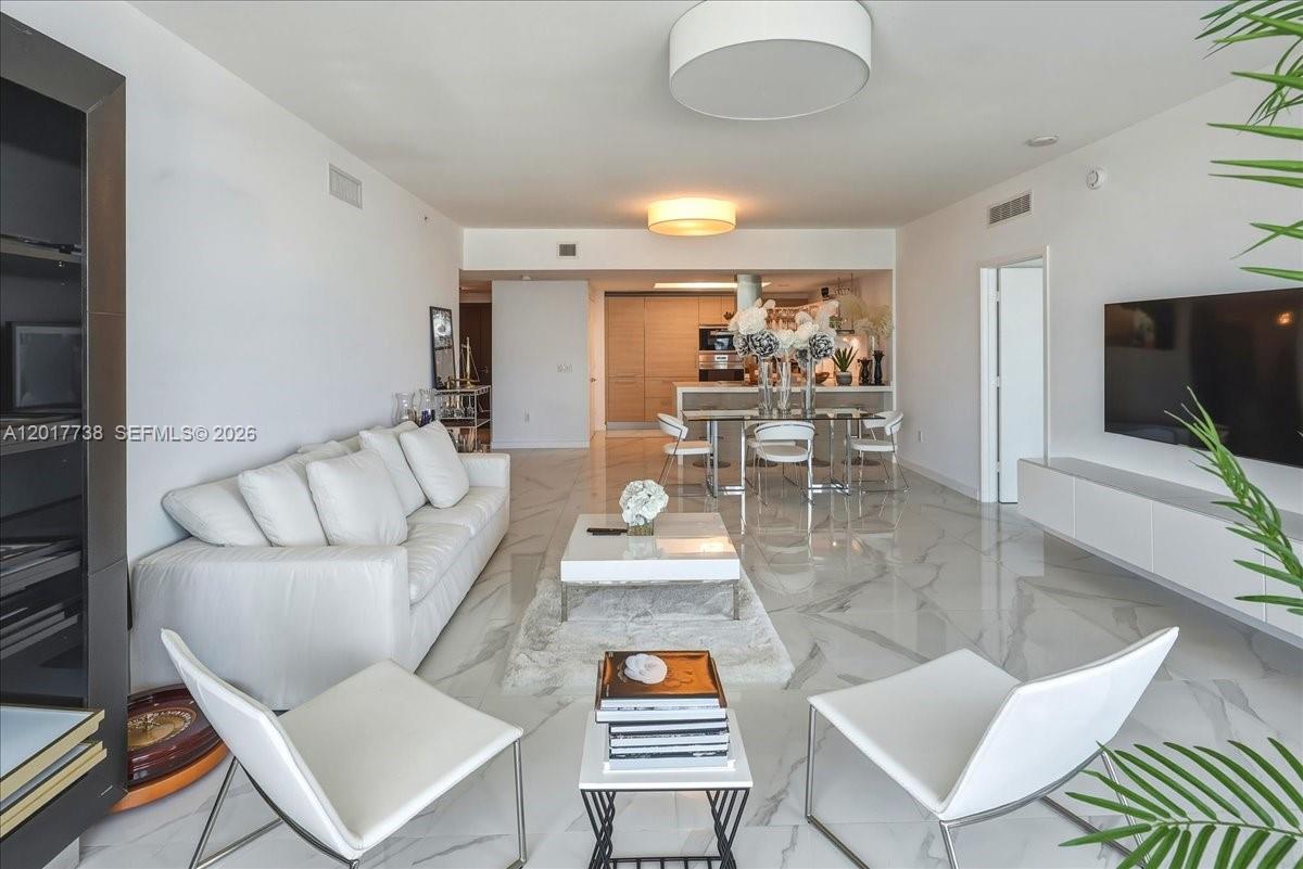 image Marina Palms Residences4