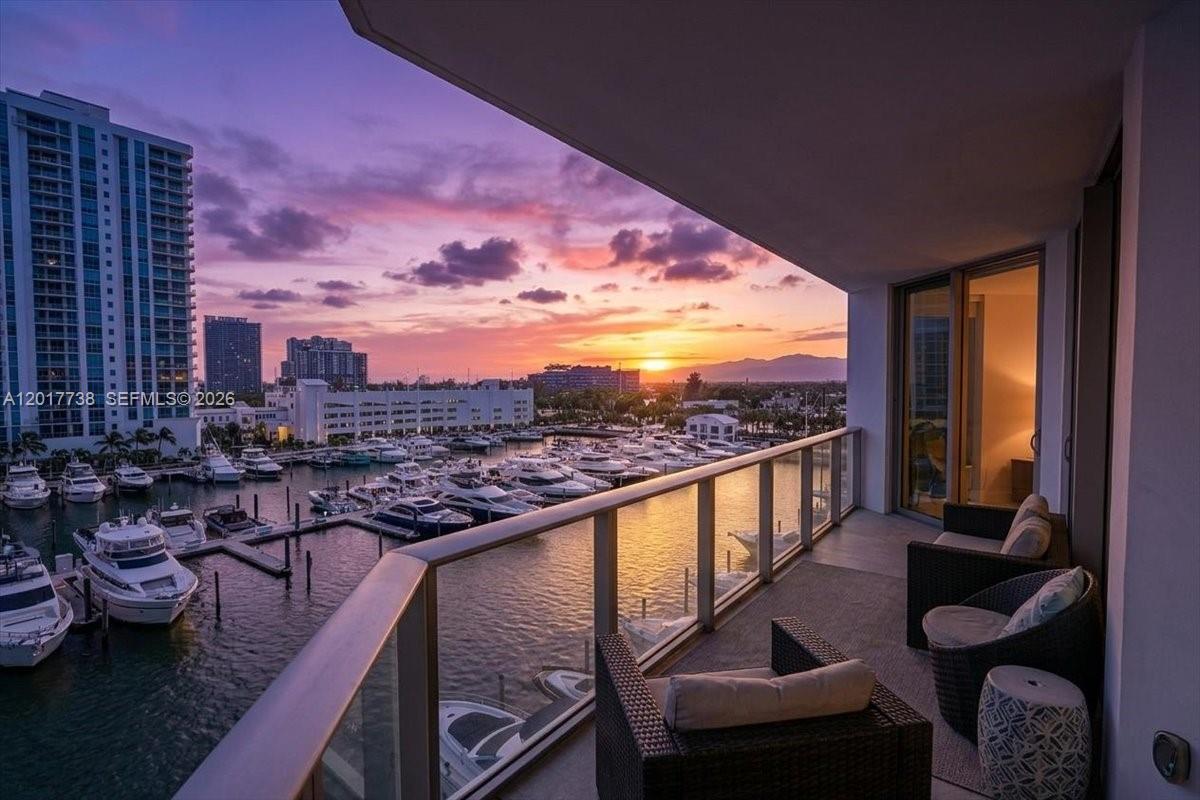 image Marina Palms Residences7
