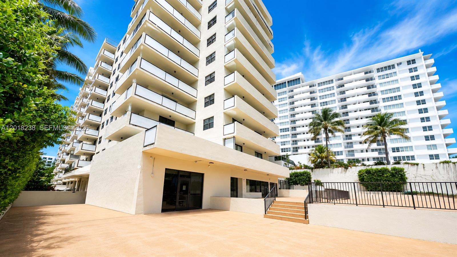 1621 Collins Ave #310 Miami Beach, FL 33139