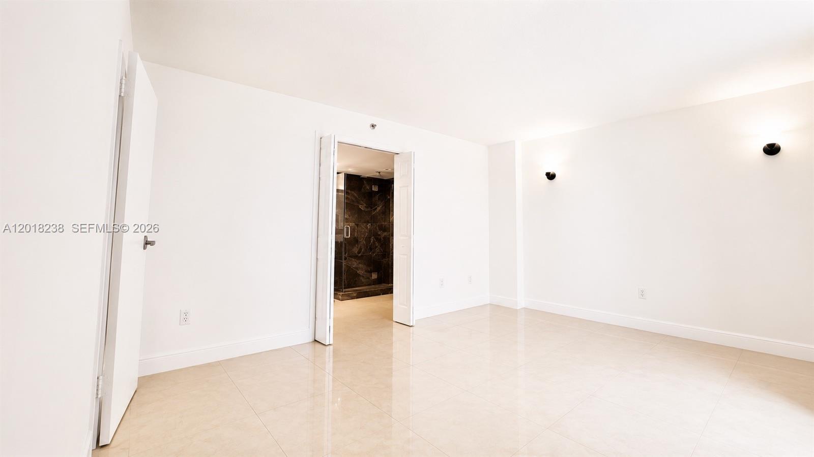 1621 Collins Ave #310 Miami Beach, FL 33139