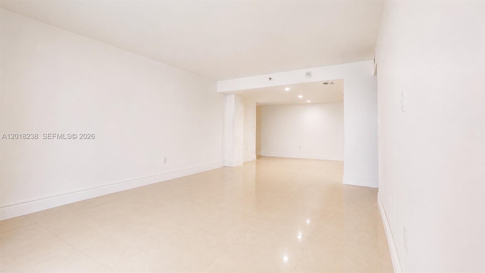 1621 Collins Ave #310 Miami Beach, FL 33139