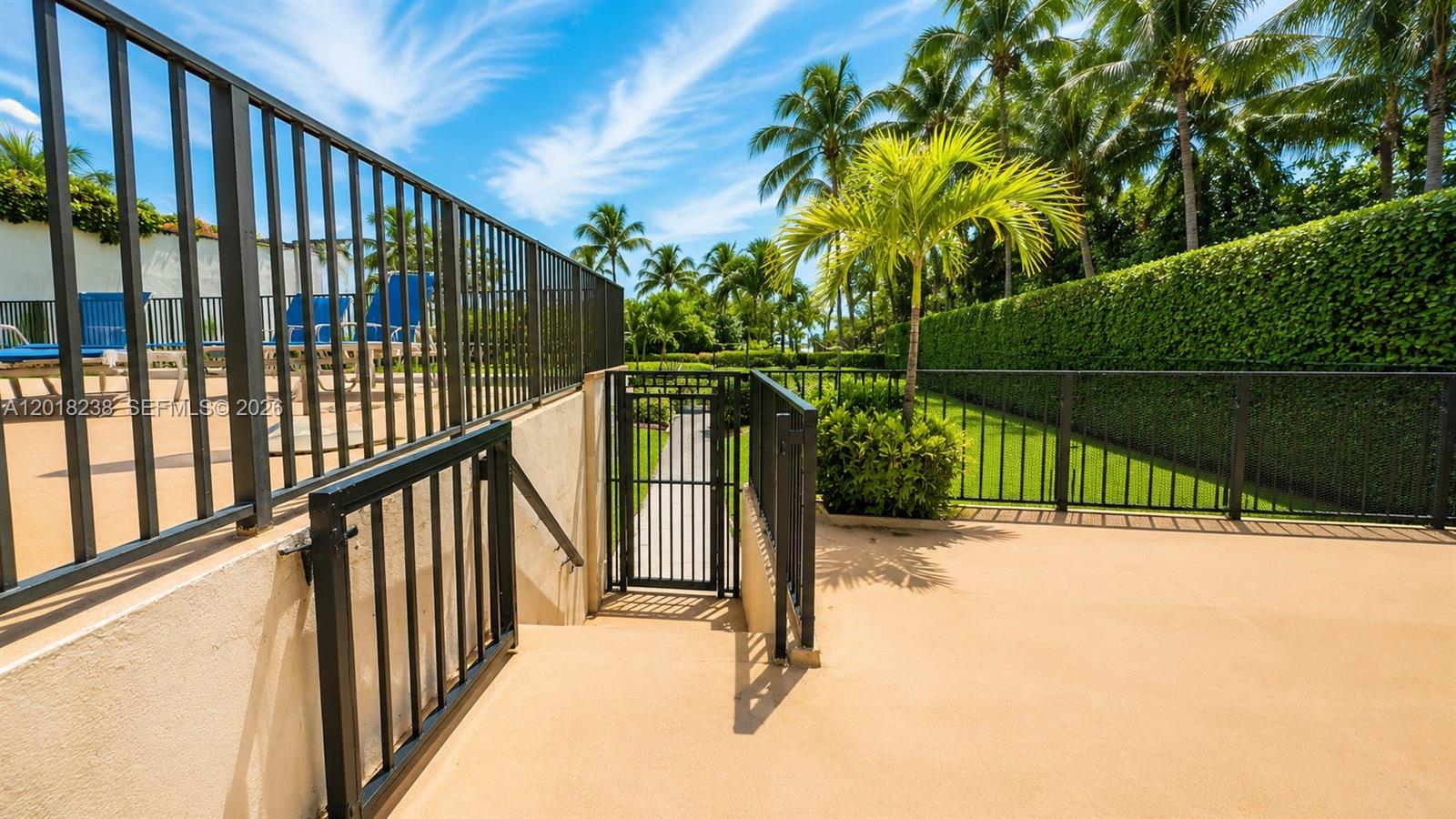1621 Collins Ave #310 Miami Beach, FL 33139