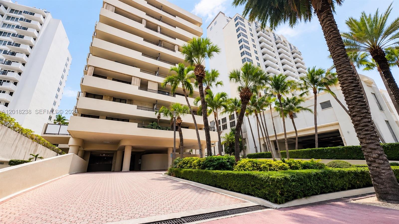 1621 Collins Ave #310 Miami Beach, FL 33139