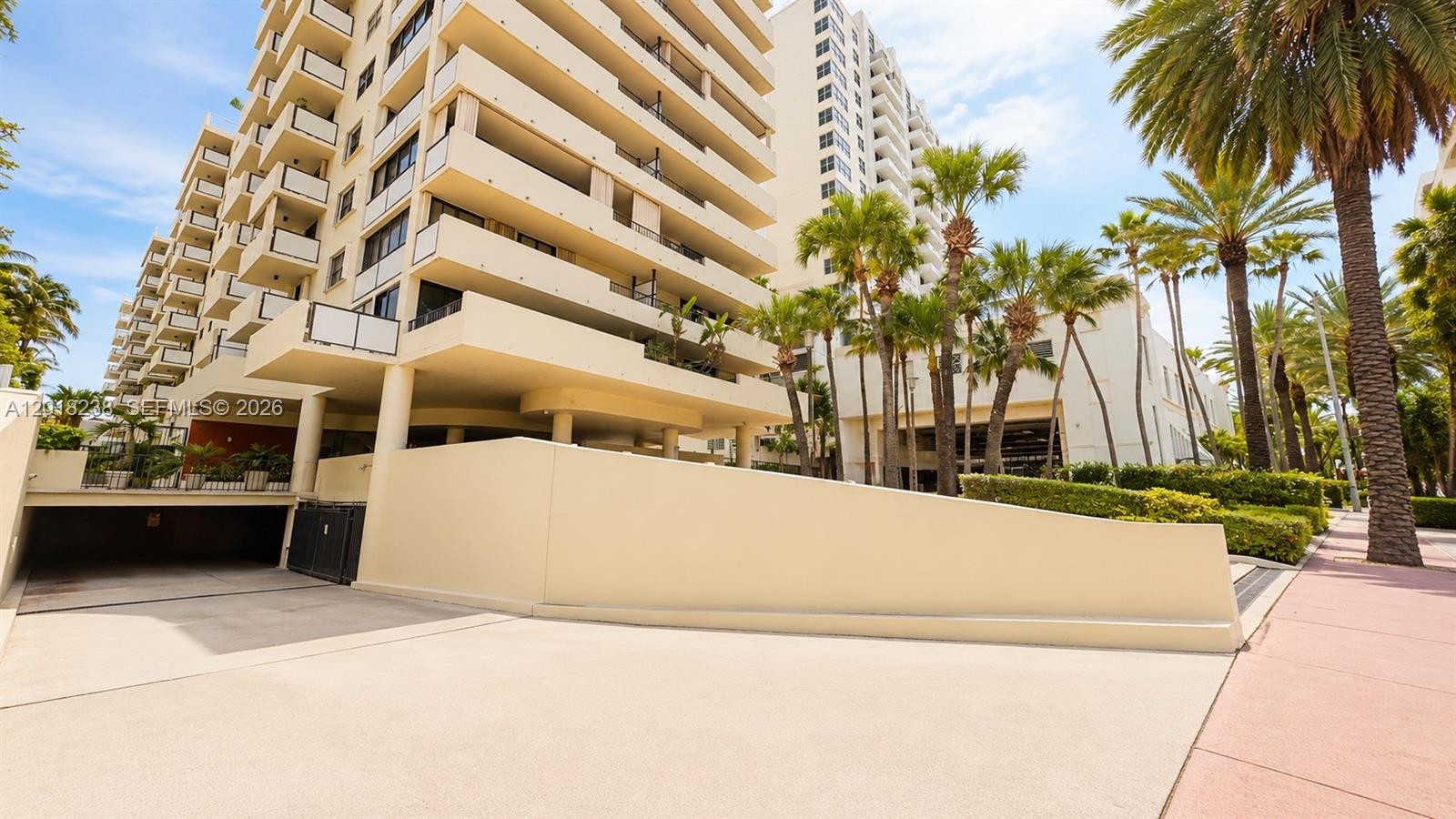 1621 Collins Ave #310 Miami Beach, FL 33139