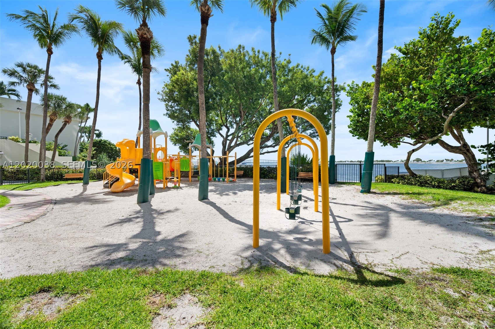 image Brickell Place II31
