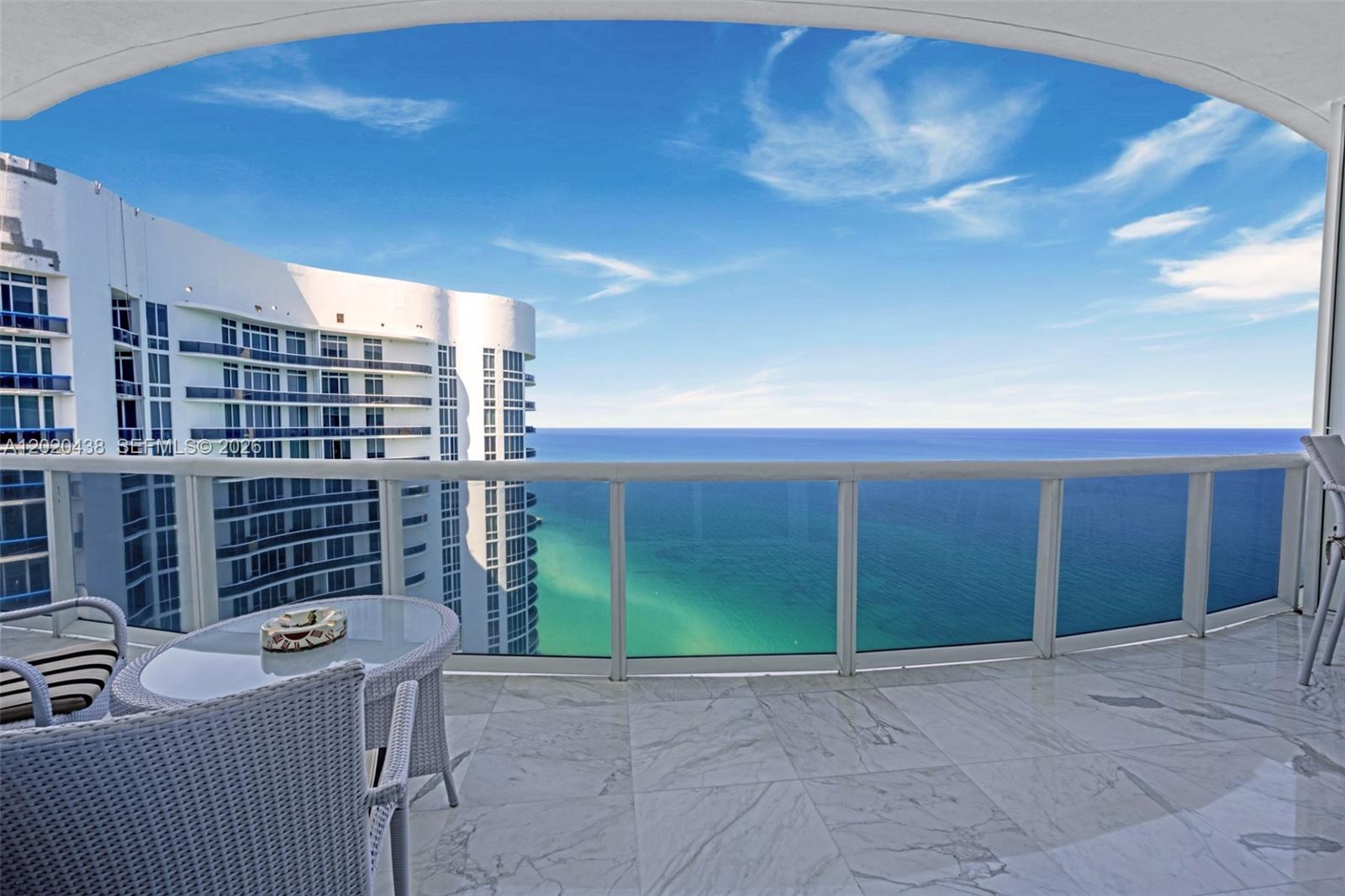 15901 Collins Ave #4103