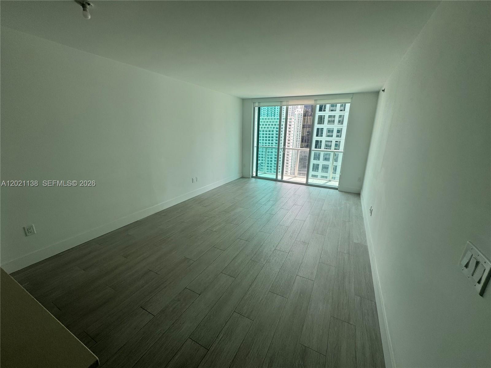 500 Brickell Ave #3204
