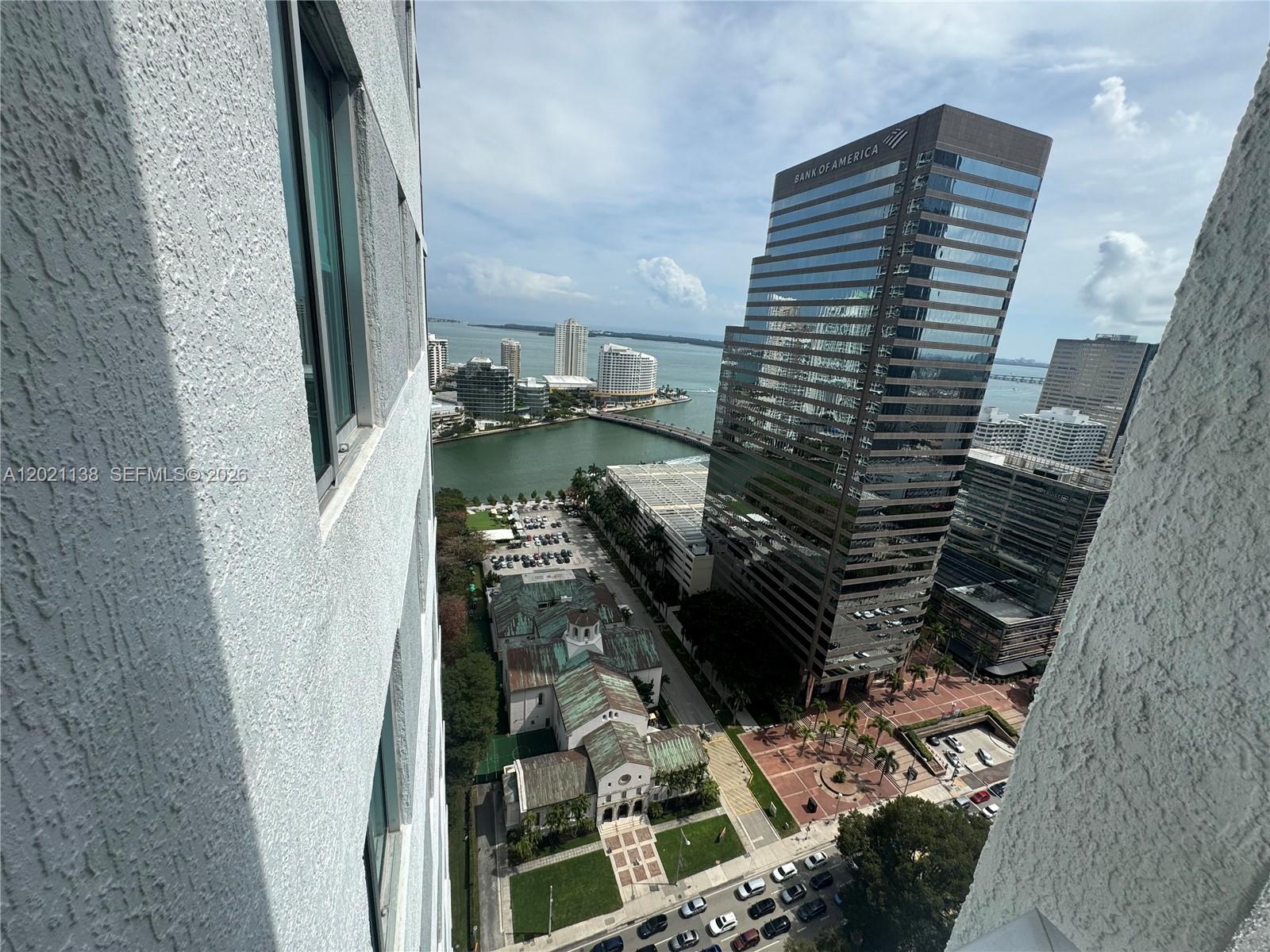image 500 Brickell East3