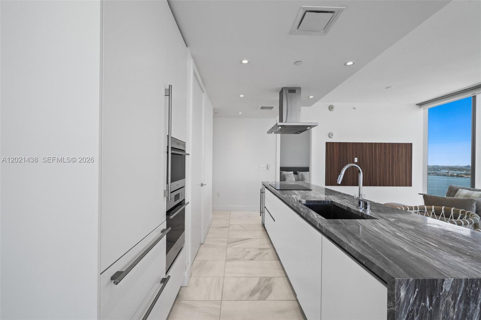 700 NE 26th Ter #2105 Miami, FL 33137