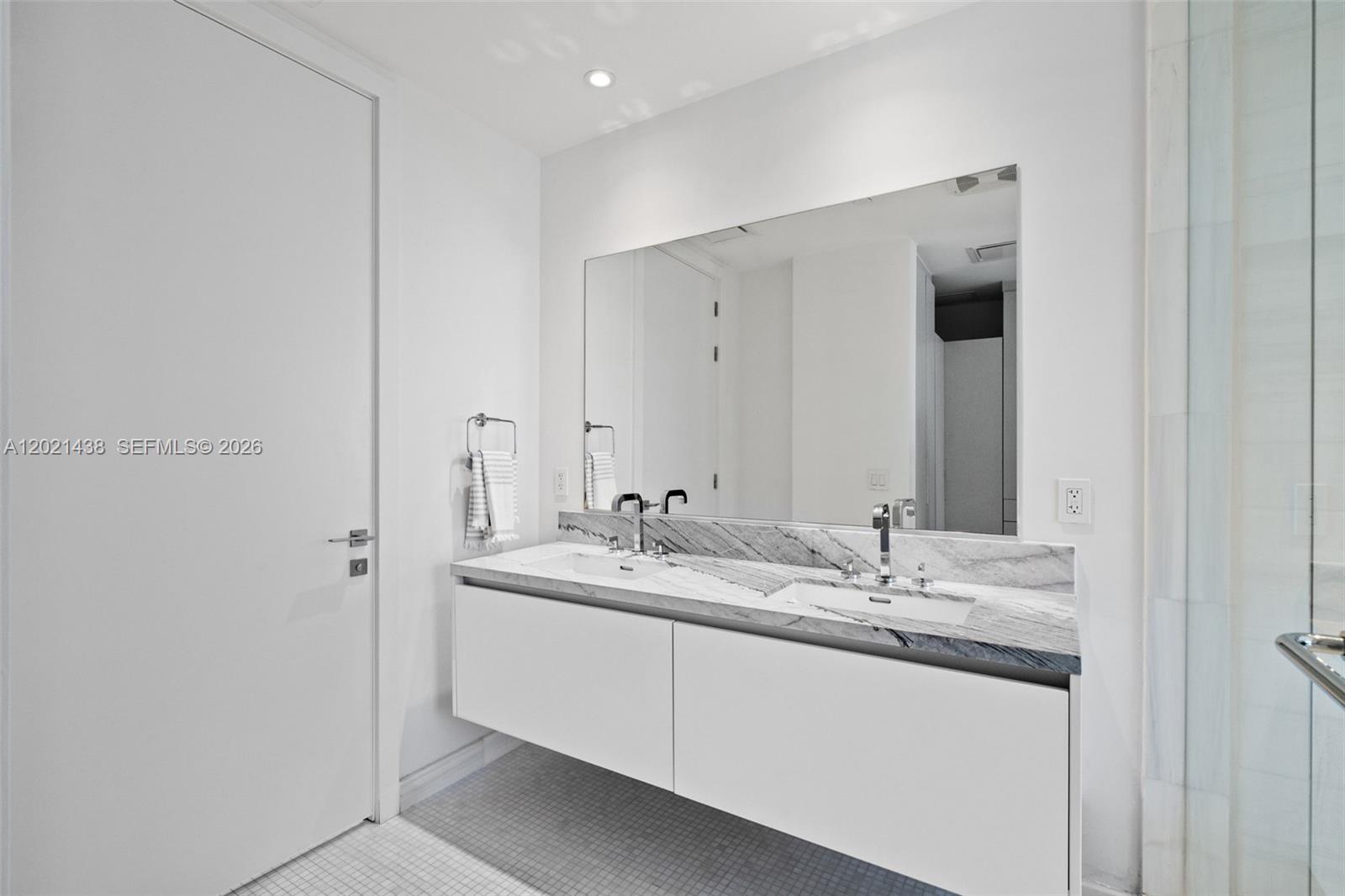 700 NE 26th Ter #2105 Miami, FL 33137