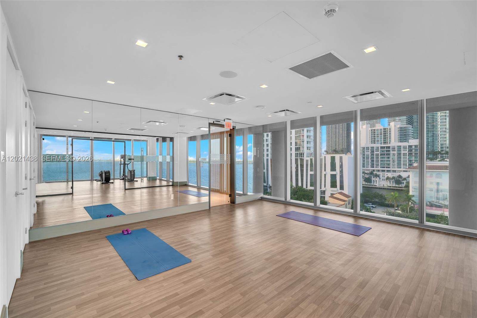 700 NE 26th Ter #2105 Miami, FL 33137