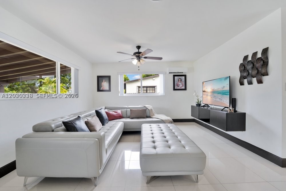 Undisclosed Address Miami, FL 33155