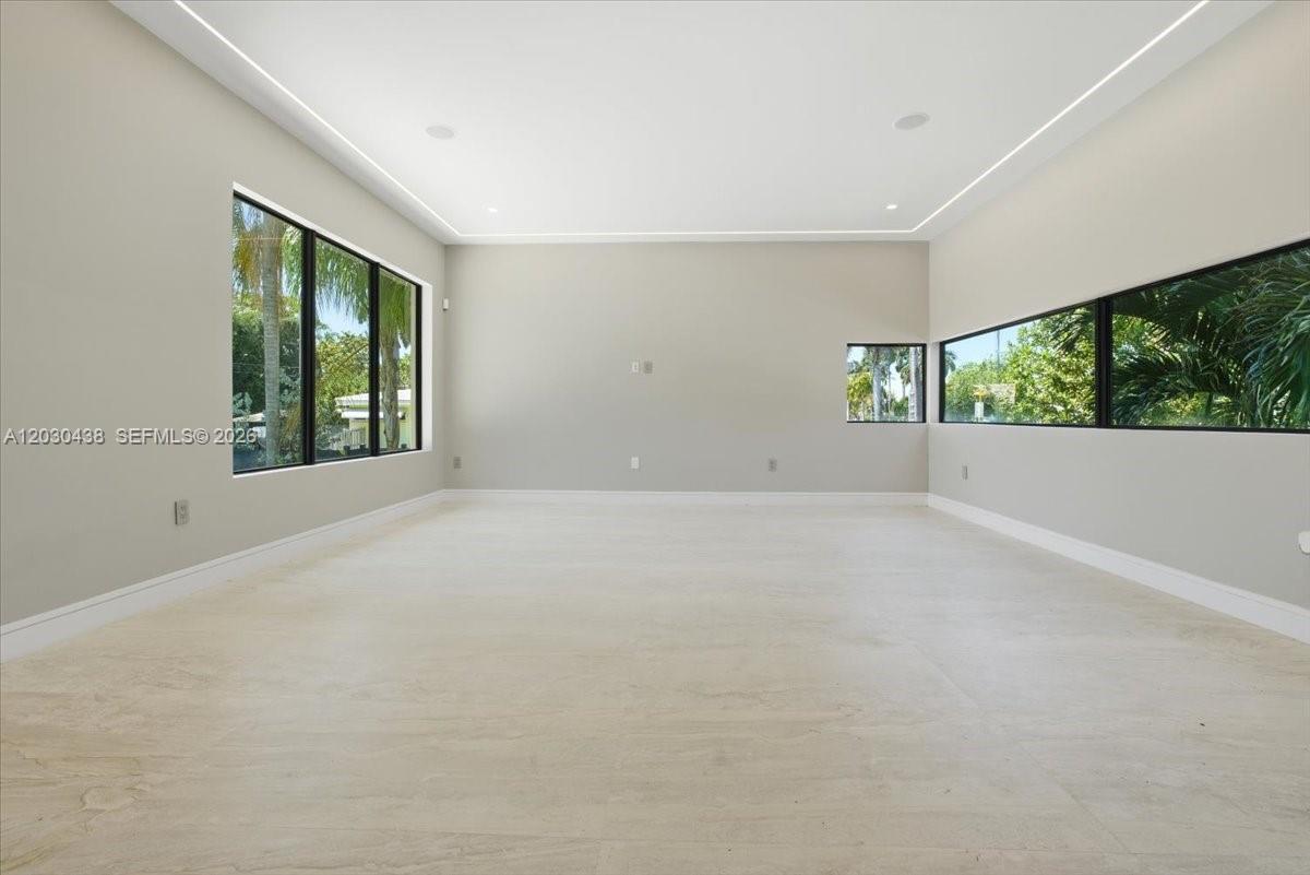 1380 Hollywood Blvd Hollywood, FL 33019