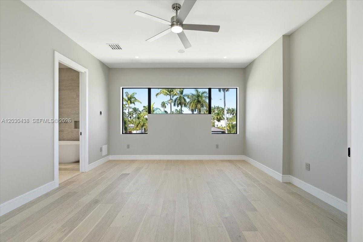 1380 Hollywood Blvd Hollywood, FL 33019