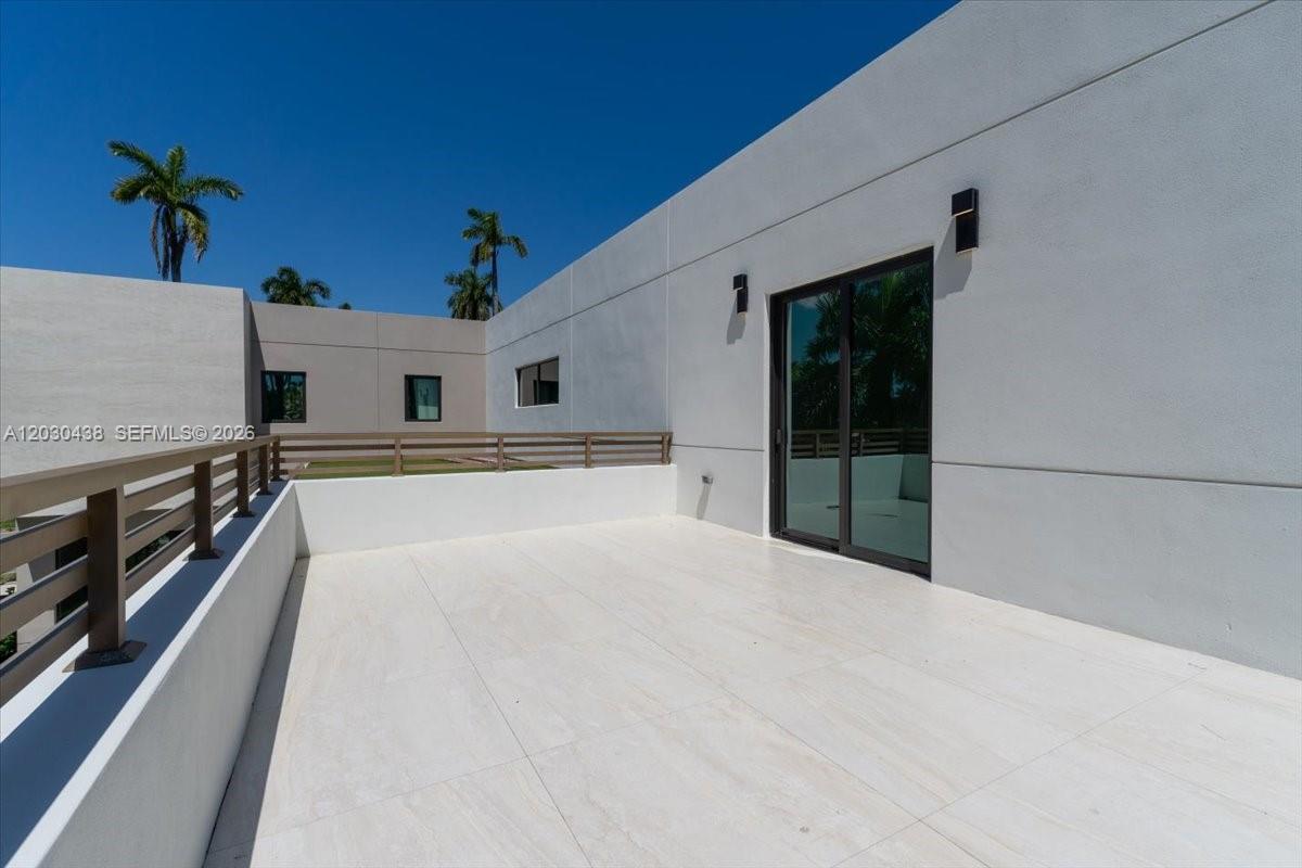 1380 Hollywood Blvd Hollywood, FL 33019