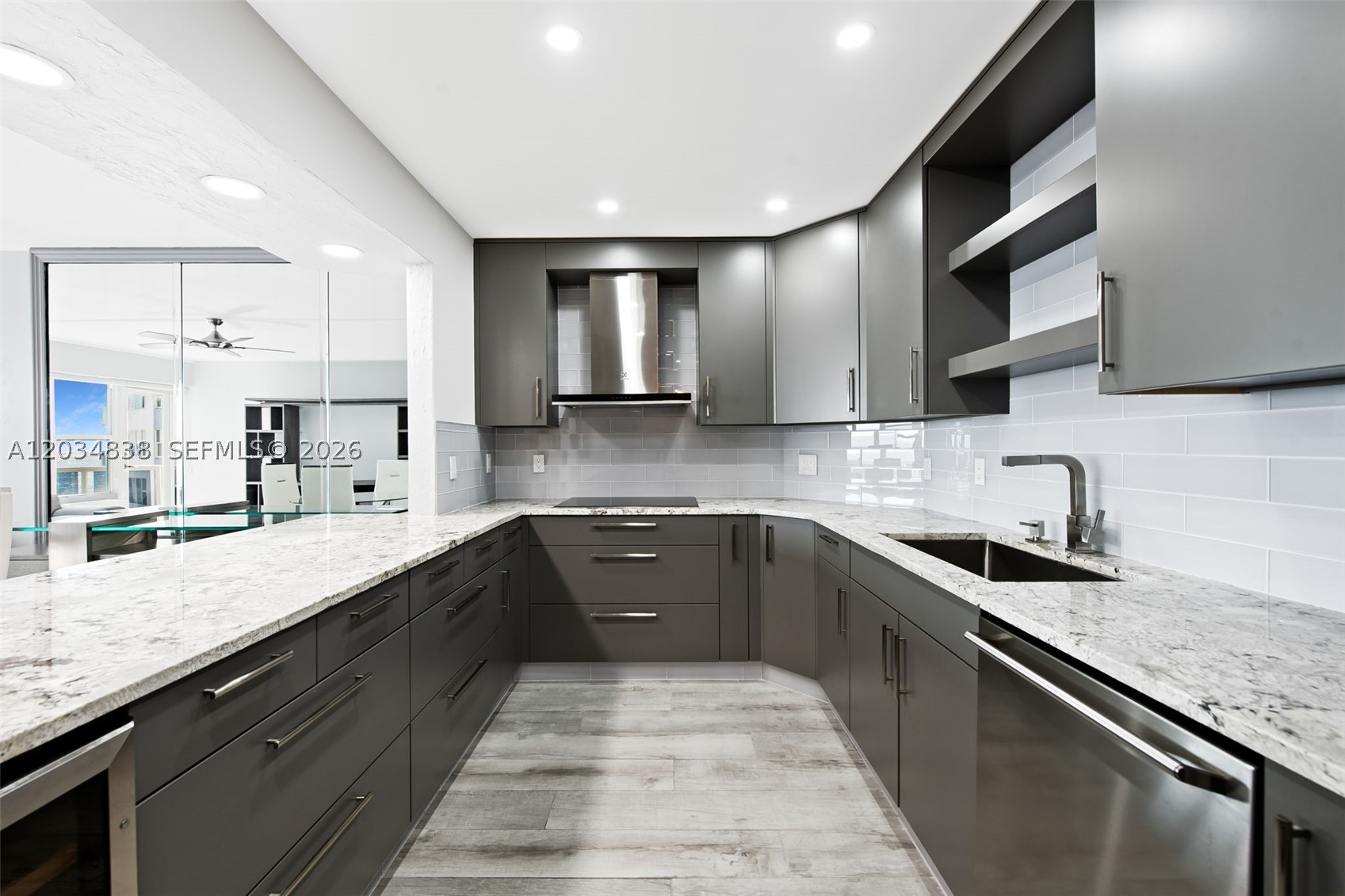 3700 Galt Ocean Dr #910