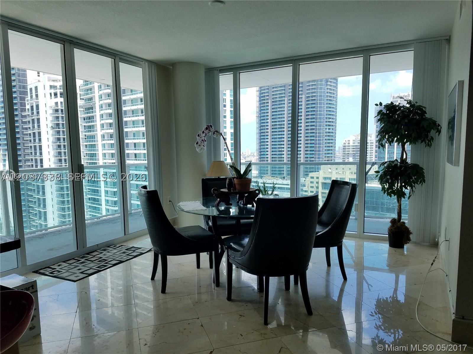 image Vue at Brickell0